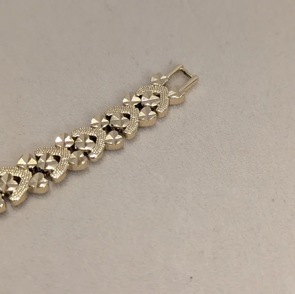 7" Gold Chain Bracelet - Picture 4 of 8